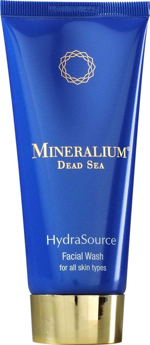 купить Minerallium Очищающее средство для лица для всех типов кожи, Minerallium 100 мл - заказ и доставка в Москве и Санкт-Петербурге